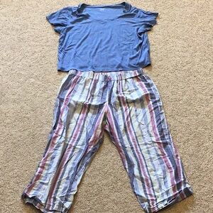 Woman’s Multicolor Striped Pajama Set
